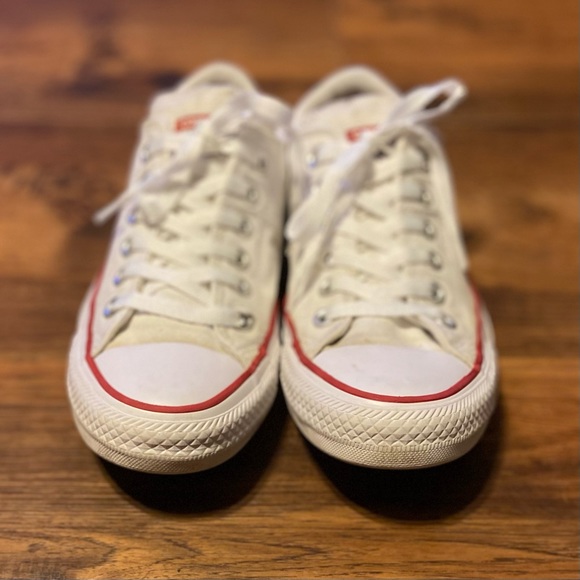 Chuck Taylor Low Top All Star Sneakers - Picture 6 of 7